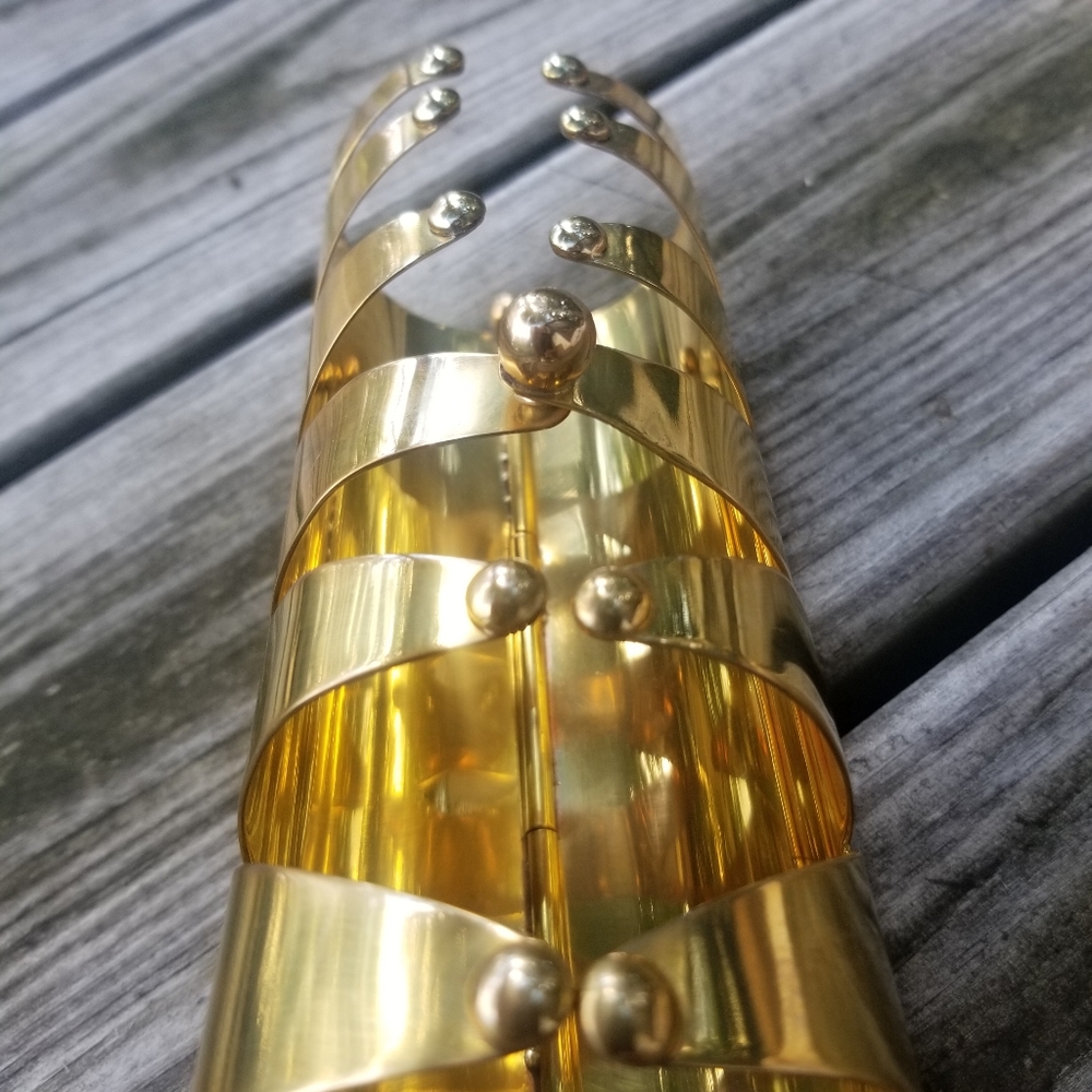 Brass Bold gladiator statement solid cuff bracelet - Picture 3 of 7